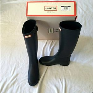 Women's black size 9 Hunter Original refined boots